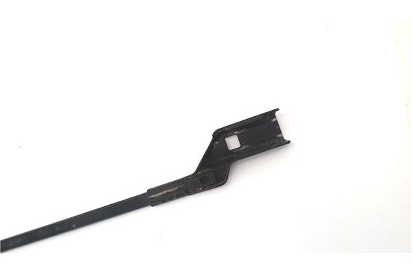 Recambio de brazo limpiaparabrisas delantero izquierdo para opel combo d 1.3 selection l2h1 referencia OEM IAM 51868147  