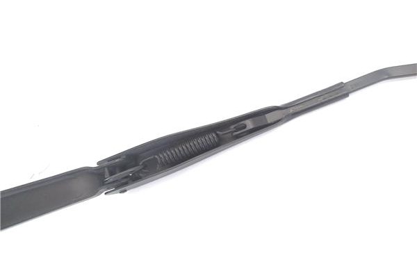 Recambio de brazo limpiaparabrisas delantero izquierdo para iveco daily chasis 2.3 referencia OEM IAM 5801645537KZ  