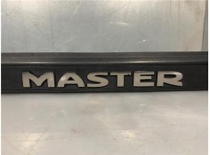 Recambio de moldura porton trasero para renault master iii combi 2.3 l2h2 3,5t referencia OEM IAM 26512001R 265120002R 