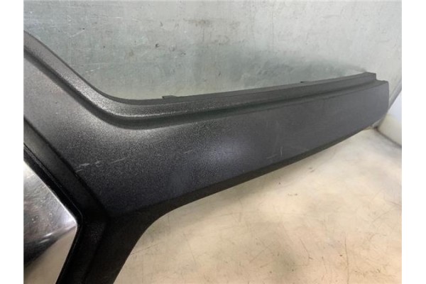 Recambio de moldura paragolpes delantero para renault master iii combi 2.3 l2h2 3,5t referencia OEM IAM 623829053R  