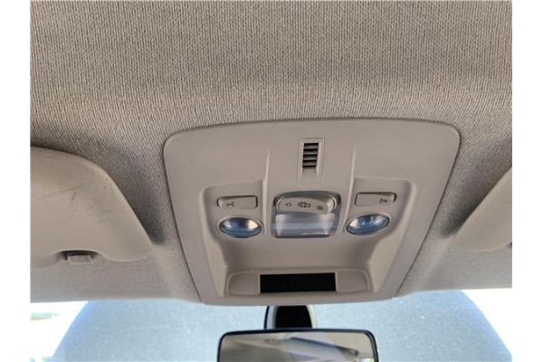 Recambio de luz delantero central techo para citroen c4 cactus 1.5 business class referencia OEM IAM 96781445UW  