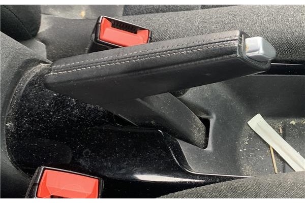 Recambio de palanca freno de mano para citroen c4 cactus 1.5 business class referencia OEM IAM 98062965ZD  