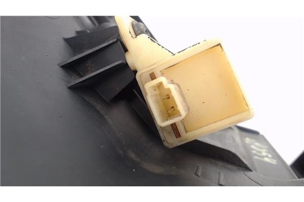 Recambio de tapa izquierda salpicadero para nissan maxima qx (a32) 2.0 referencia OEM IAM G7055412100  