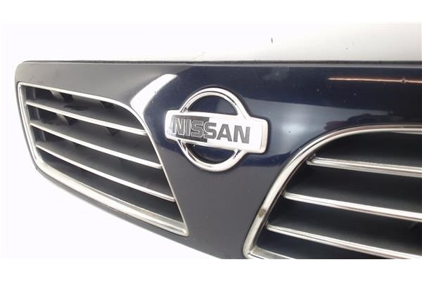 Recambio de rejilla capo para nissan maxima qx (a32) 2.0 referencia OEM IAM 6231044U00  