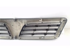 Recambio de rejilla capo para nissan maxima qx (a32) 2.0 referencia OEM IAM 6231044U00  