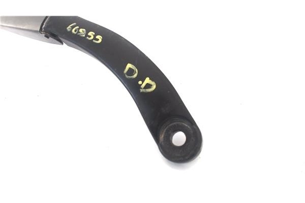 Recambio de brazo limpiaparabrisas delantero derecho para renault captur i 1.2 intens referencia OEM IAM 288867952R  
