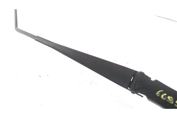 Recambio de brazo limpiaparabrisas delantero derecho para renault captur i 1.2 intens referencia OEM IAM 288867952R  