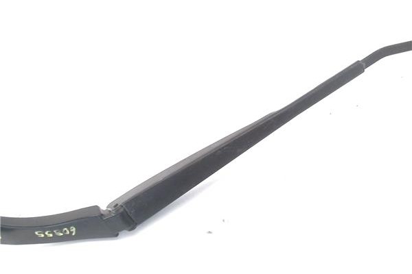 Recambio de brazo limpiaparabrisas delantero izquierdo para renault captur i 1.2 intens referencia OEM IAM 288818445R  