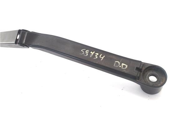 Recambio de brazo limpiaparabrisas delantero derecho para mitsubishi lancer berlina/ familiar (cs0a/w) vii 2.0 di-d referencia O