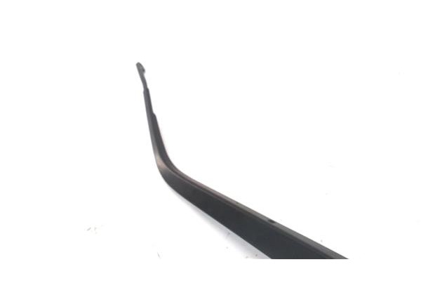 Recambio de brazo limpiaparabrisas delantero derecho para mitsubishi lancer berlina/ familiar (cs0a/w) vii 2.0 di-d referencia O