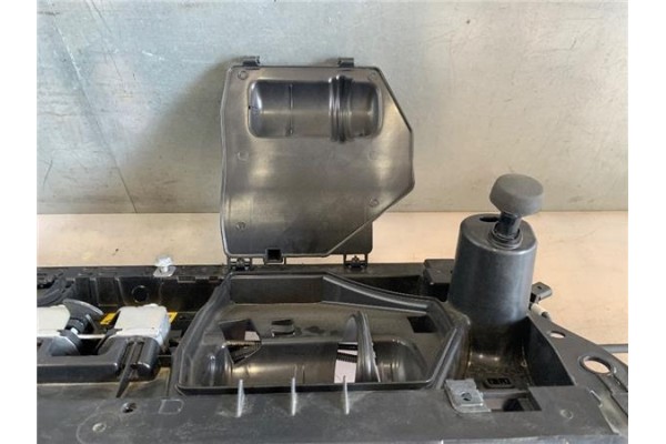 Recambio de frente delantero para ford explorer (ctw) híbrido st-line plug-in-hybrid 4x4 referencia OEM IAM R2KB17E778CF  