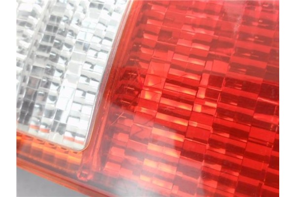 Recambio de piloto trasero izquierdo para mitsubishi space wagon (n80/n90) 2.4 gdi referencia OEM IAM 22087262  