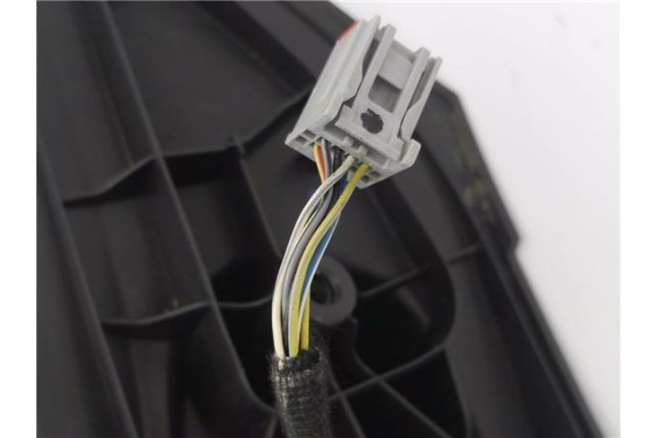 Recambio de retrovisor electrico izquierdo para ford fiesta v (jh_, jd_) 1.6 tdci referencia OEM IAM 2802001LH E8013936 