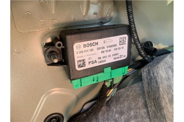 Recambio de centralita parking trasero para citroen c3 aircross 1.2 c-series referencia OEM IAM 9824532180 263014165 