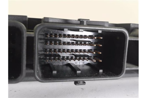 Recambio de centralita para peugeot 308 1.6 confort referencia OEM IAM 9664843780 281013872 