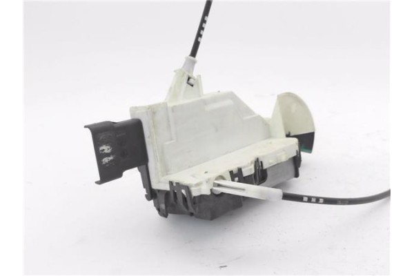 Recambio de cierre electromagnetico delantero izquierdo para peugeot 308 1.6 confort referencia OEM IAM 567148  