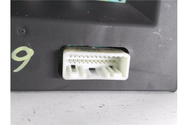 Recambio de pantalla para nissan almera ii hatchback (n16) 1.5 referencia OEM IAM 28090BU701A  