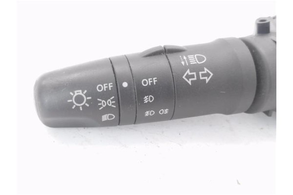 Recambio de mando limpiaparabrisas para nissan almera ii hatchback (n16) 1.5 referencia OEM IAM 25260AV770  