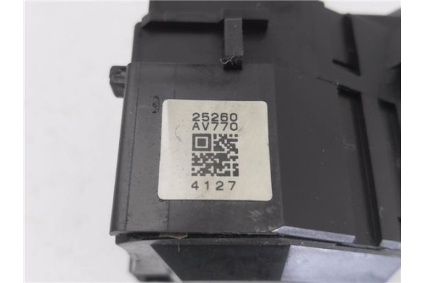 Recambio de mando limpiaparabrisas para nissan almera ii hatchback (n16) 1.5 referencia OEM IAM 25260AV770  