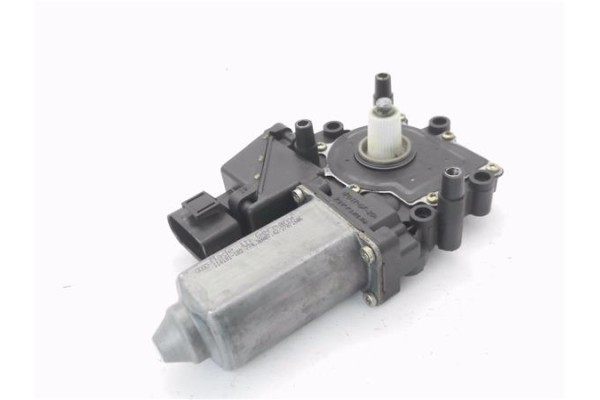 Recambio de motor elevalunas delantero izquierdo para audi a3 (8l) 1.6 ambiente referencia OEM IAM 8L3959801 103022100 