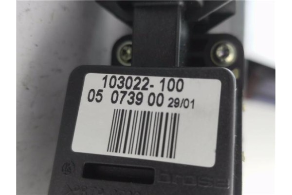 Recambio de motor elevalunas delantero izquierdo para audi a3 (8l) 1.6 ambiente referencia OEM IAM 8L3959801 103022100 