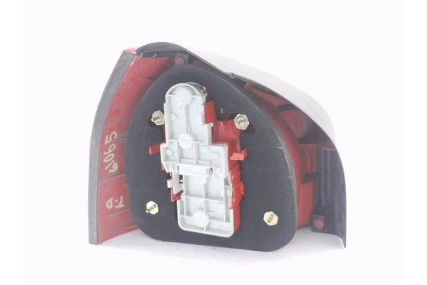 Recambio de piloto trasero derecho para audi a3 (8l) 1.6 ambiente referencia OEM IAM 8L0945096B  