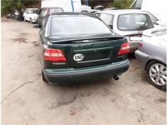 volvo s40 berlina del año 2002