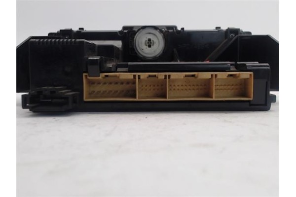 Recambio de mandos climatizador para audi a4 berlina (b5) referencia OEM IAM (8D0820043M) (5HB007908-05) 