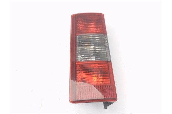 Recambio de piloto trasero izquierdo para opel combo furgón/ranchera familiar 1.7 di 16v referencia OEM IAM E95302  