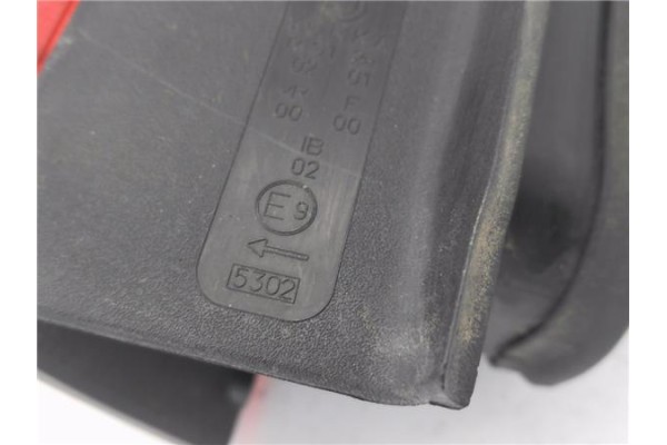 Recambio de piloto trasero izquierdo para opel combo furgón/ranchera familiar 1.7 di 16v referencia OEM IAM E95302  