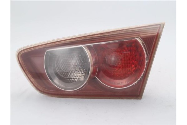 Recambio de piloto porton trasero derecho para mitsubishi lancer berlina/ familiar (cs0a/w) vii 2.0 di-d referencia OEM IAM P561