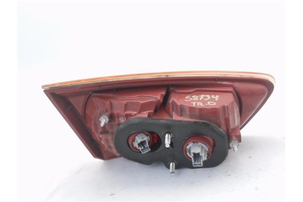 Recambio de piloto porton trasero derecho para mitsubishi lancer berlina/ familiar (cs0a/w) vii 2.0 di-d referencia OEM IAM P561