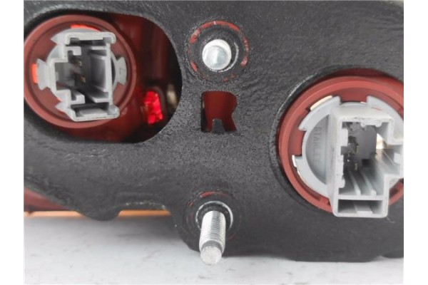 Recambio de piloto porton trasero derecho para mitsubishi lancer berlina/ familiar (cs0a/w) vii 2.0 di-d referencia OEM IAM P561