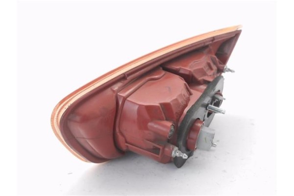 Recambio de piloto porton trasero izquierdo para mitsubishi lancer berlina/ familiar (cs0a/w) vii 2.0 di-d referencia OEM IAM P5