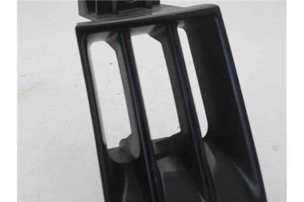 Recambio de rejilla paragolpes delantero derecha para mitsubishi space wagon (n80/n90) 2.4 gdi referencia OEM IAM MR322342  