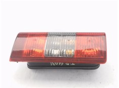 Recambio de piloto trasero derecho para opel combo furgón/ranchera familiar 1.7 di 16v referencia OEM IAM E95302  