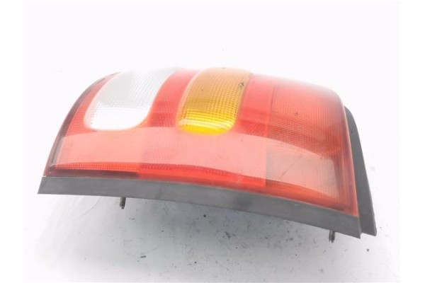 Recambio de piloto trasero derecho para nissan micra (k11) 1.0 i 16v referencia OEM IAM 265506F600  