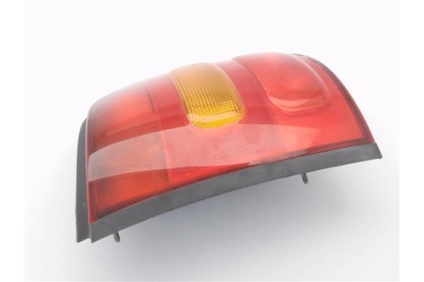 Recambio de piloto trasero izquierdo para nissan micra (k11) 1.0 i 16v referencia OEM IAM 2655556F600  