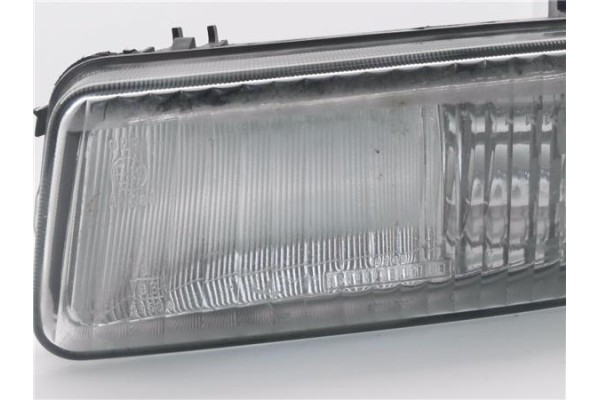 Recambio de faro antiniebla izquierdo para peugeot expert (224) 2.0 hdi referencia OEM IAM 36010748  