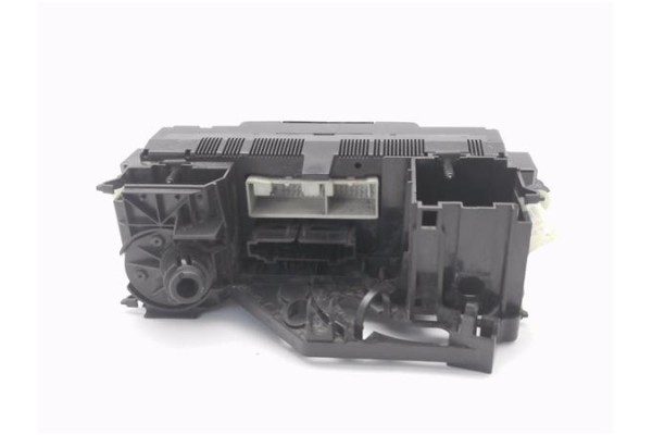 Recambio de mandos calefaccion / a.a. para volkswagen golf v plus (5m1) 2.0 tdi 16v referencia OEM IAM 5M1820045A 5HB00932701 