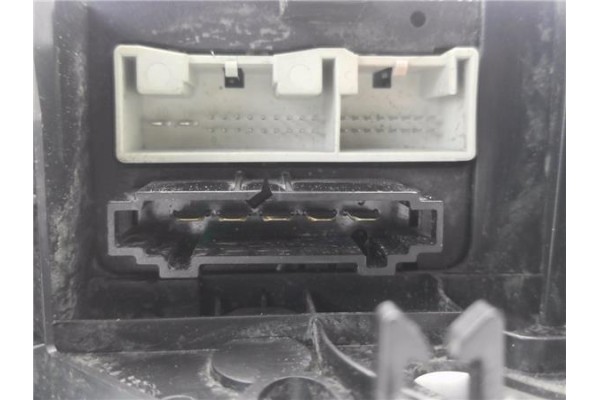 Recambio de mandos calefaccion / a.a. para volkswagen golf v plus (5m1) 2.0 tdi 16v referencia OEM IAM 5M1820045A 5HB00932701 