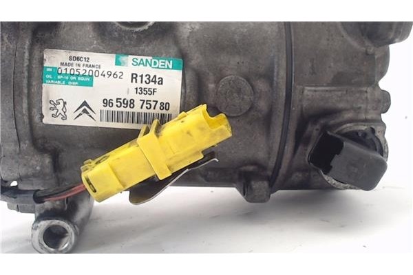 Recambio de compresor aire acond. para peugeot 308 1.6 confort referencia OEM IAM 9659875780 1052004962 