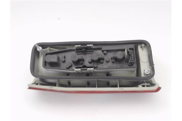 Recambio de piloto trasero derecho para peugeot expert (224) 2.0 hdi referencia OEM IAM 086611920R  