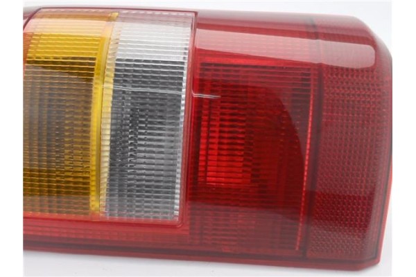 Recambio de piloto trasero derecho para peugeot expert (224) 2.0 hdi referencia OEM IAM 086611920R  