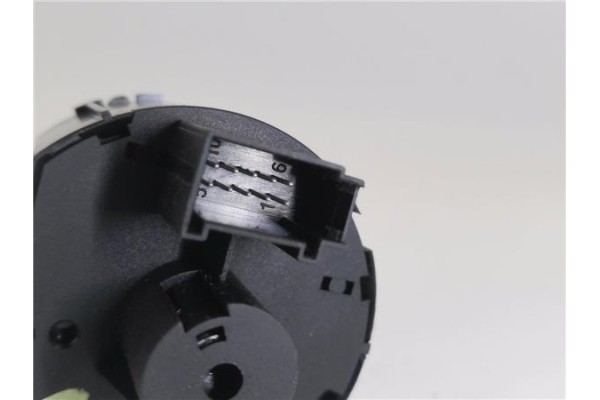 Recambio de mando de luces para volkswagen golf v plus (5m1) 2.0 tdi 16v referencia OEM IAM 1K0941431N  