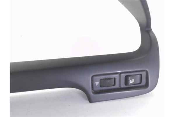 Recambio de embellecedor cuadro instrumentos para nissan maxima qx (a32) 2.0 referencia OEM IAM 6824040U00  