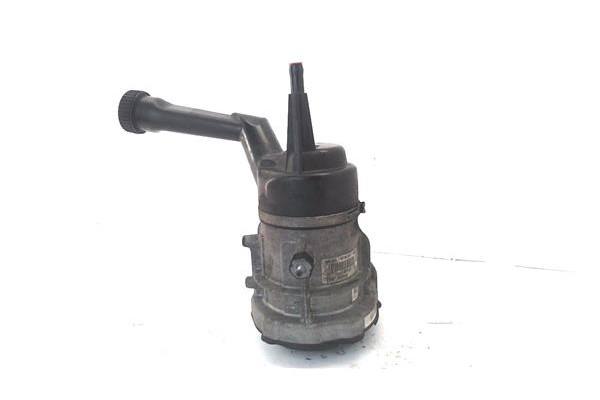 Recambio de bomba direccion electrica para peugeot 308 1.6 confort referencia OEM IAM 9686207180 A0015817 