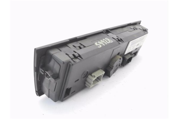 Recambio de mandos climatizador para bmw serie 1 berlina (e81/e87) 2.0 118d referencia OEM IAM 6411695670902  