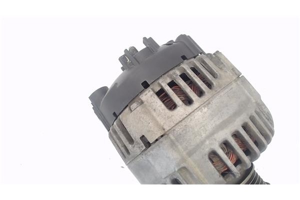 Recambio de alternador para volkswagen golf v plus (5m1) 2.0 tdi 16v referencia OEM IAM 06F903023C TG14C011 