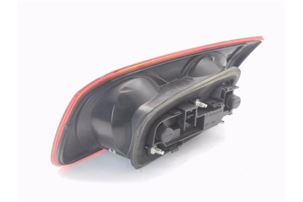 Recambio de piloto porton trasero izquierdo para fiat croma (194) 1.9 d multijet referencia OEM IAM 27480102 51727252 